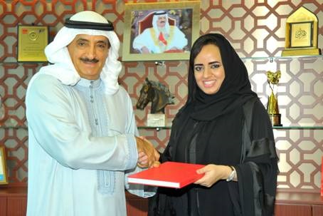 معالي رئيس الجهاز يستقبل الشاعرة منيرة السبيعي