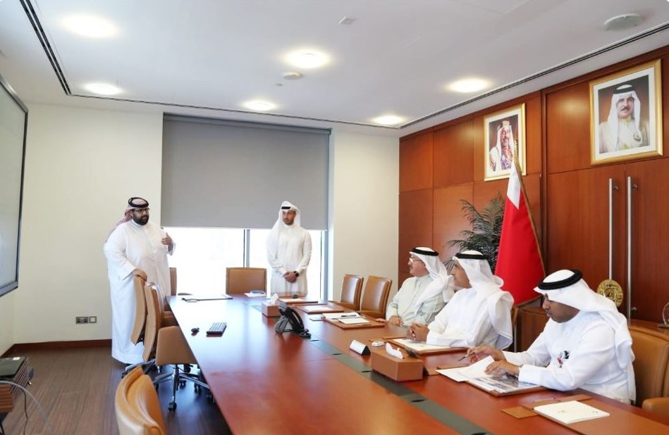 تقييم المبادرات المشاركة في يوم الشباب البحريني 