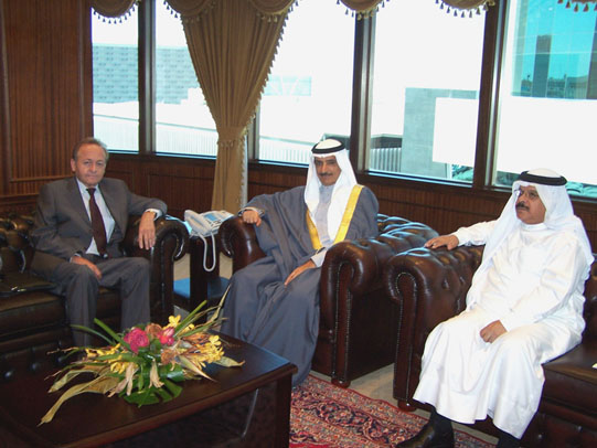 رئيس جهاز المساحة والتسجيل العقاري يستقبل القنصل السويسري