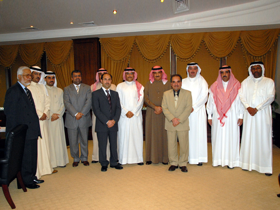 جهاز المساحة والتسجيل العقاري يقيم حفل تكريم وتوديع للسيد محمد الفايز